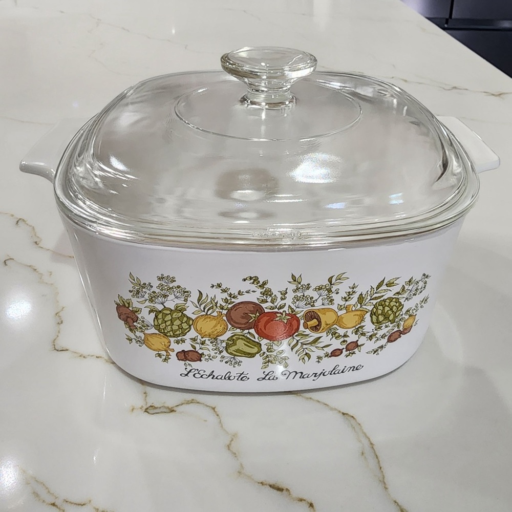Vintage CorningWare Spice of Life casserole dish L’Echalote  La Marjolaine 3Qt